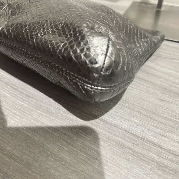 Michael Kors BERKLEY CLUTCH Metallic Silver